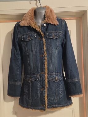 Steve Madden Dark Blue Denim Jacket with Tan Faux Fur Trim